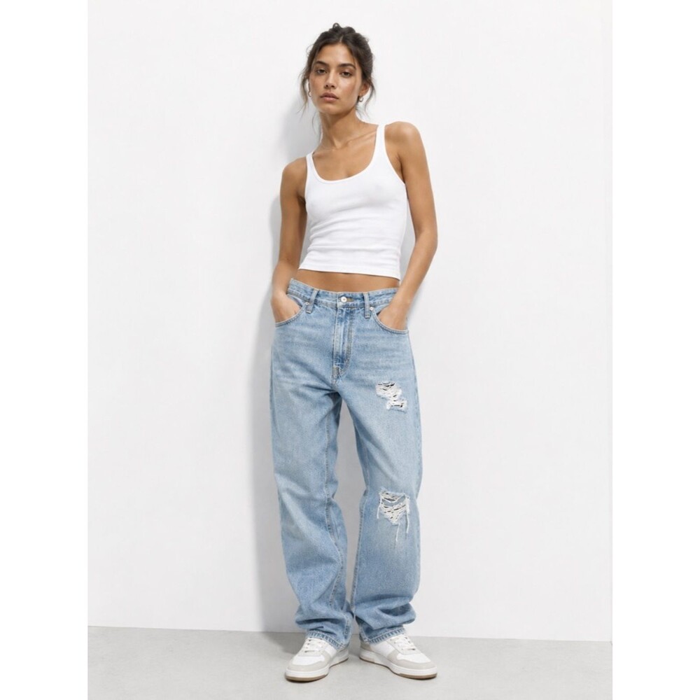 Levi’s Womens 94 Baggy Jeans 27 Light Wash Distressed Wide Leg Y2K Skater Denim
